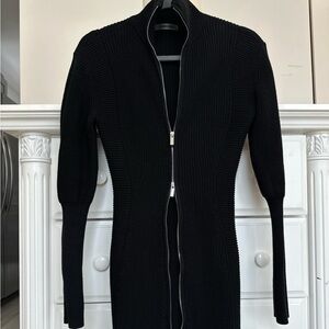 MANIÈRE DE VOIR ribbed zip dress 🖤